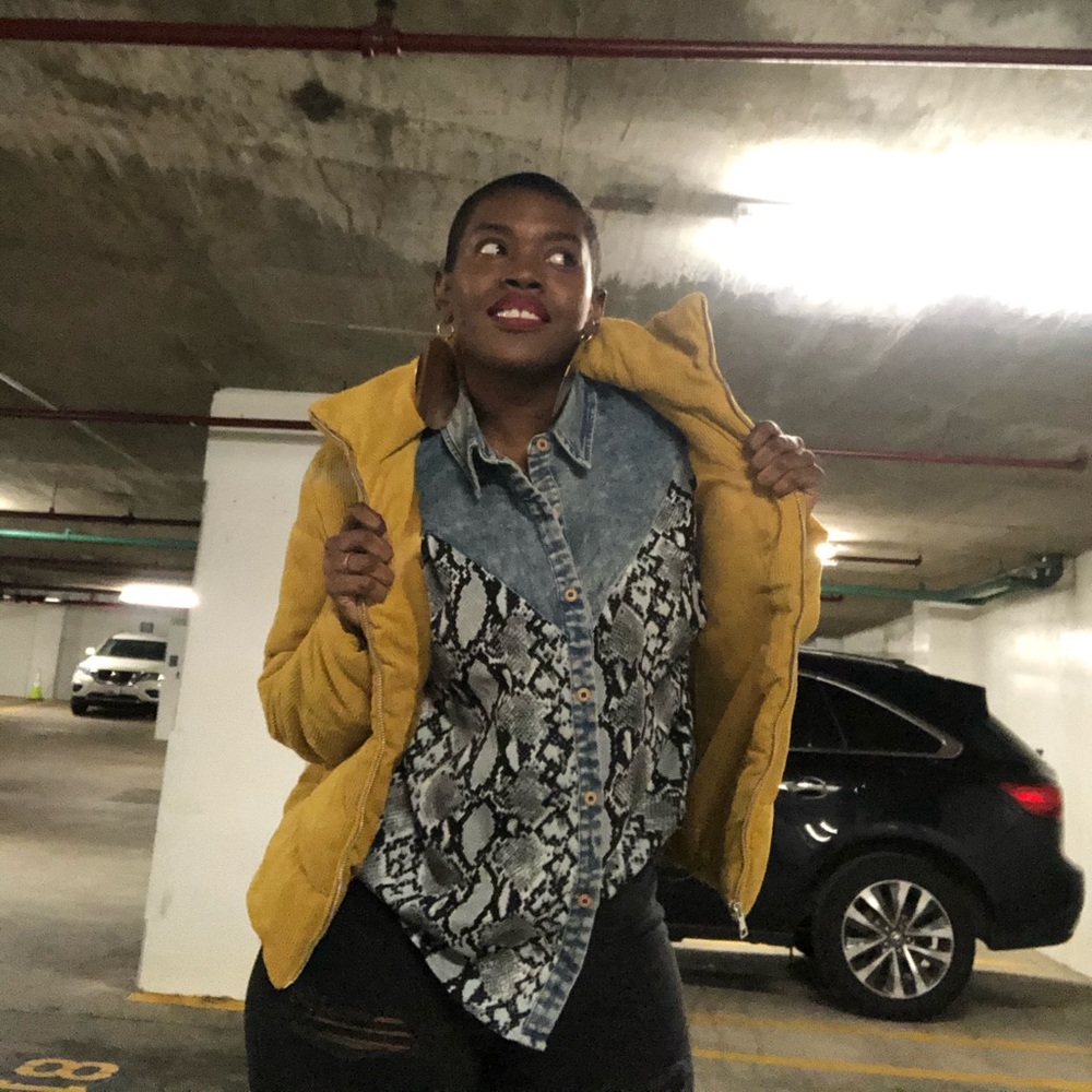 Meet your Posher, Tiara